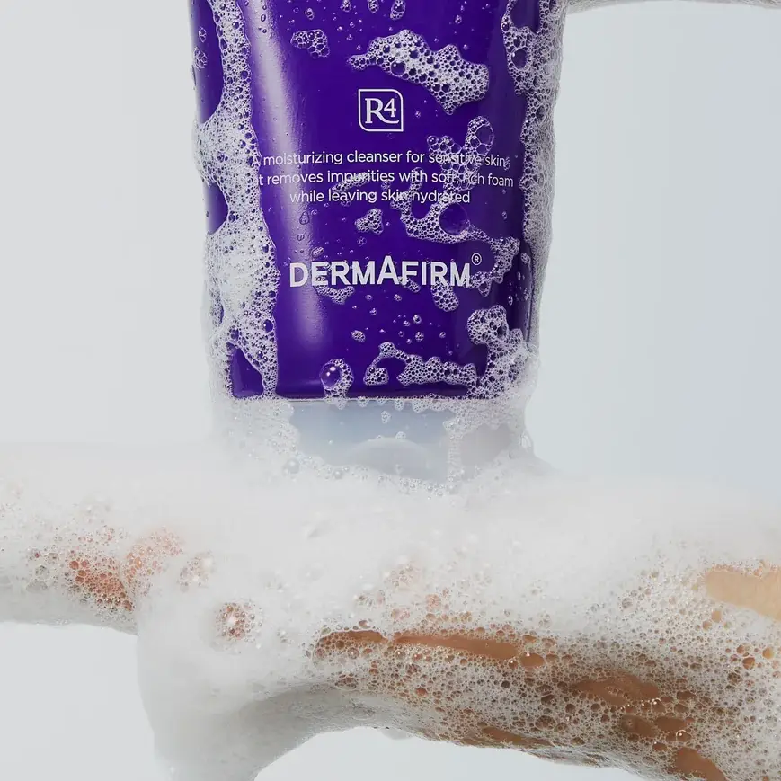 Успокояващ почистваш продукт Hydra Repair Cleanser R4 Perilla Purple, 150мл, Dermafirm